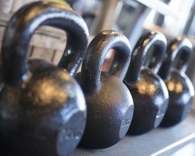 Krafttraining 140 1900px.jpg